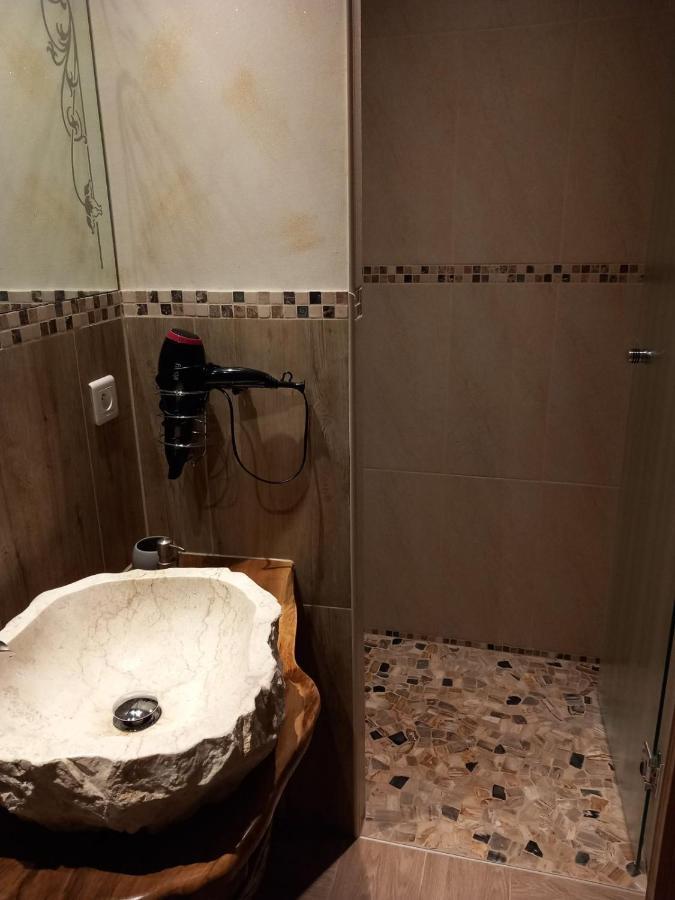 فينتزنهايم Chambres Suite D'Hote Divine Providence المظهر الخارجي الصورة