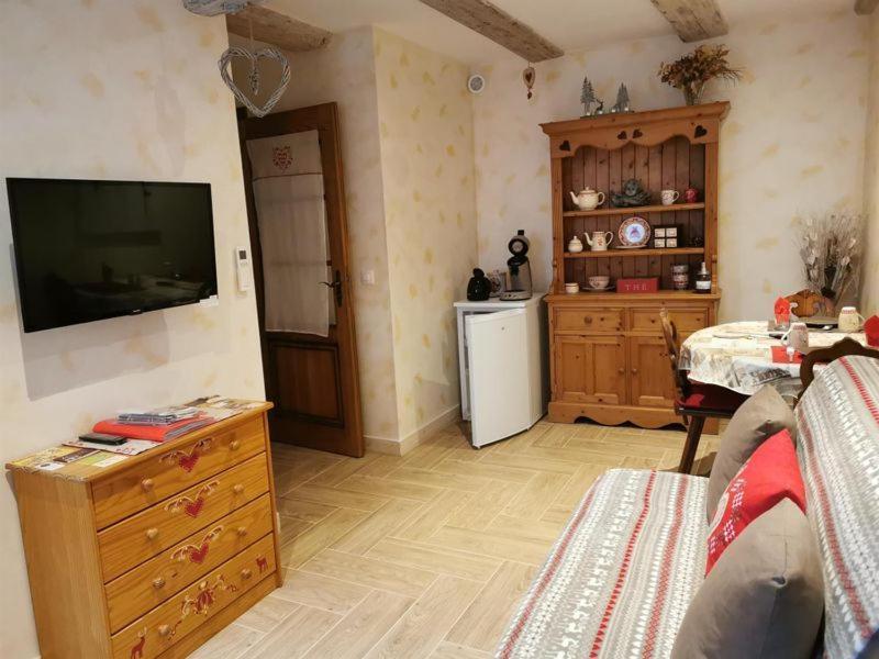 فينتزنهايم Chambres Suite D'Hote Divine Providence المظهر الخارجي الصورة