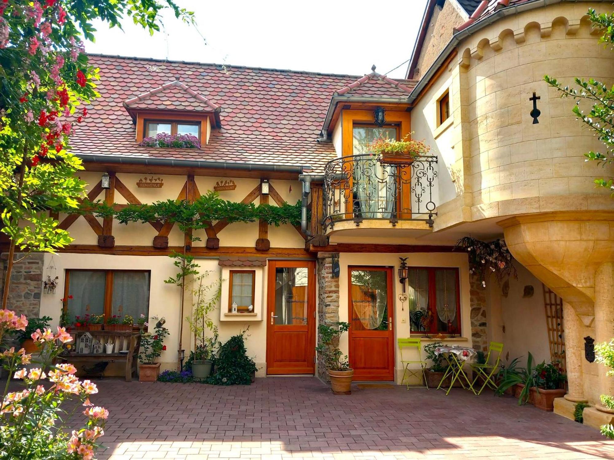 فينتزنهايم Chambres Suite D'Hote Divine Providence المظهر الخارجي الصورة